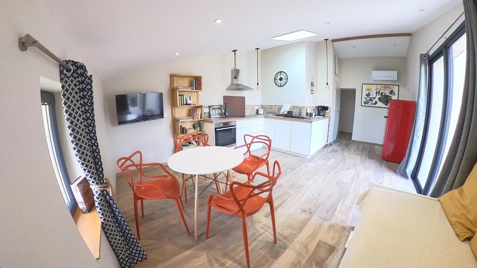 Gites Entre 2 Rives Montolieu 外观 照片